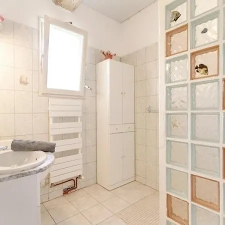 Casa de Férias Lectoure, 4 Pieces, 6 Personnes - Fr-1-483-222